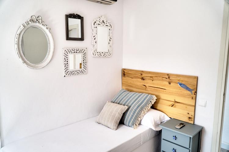 07ed4d9756dd76c07009ed0b123515ab