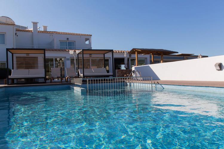 13d81df99dda157048e77181df902918