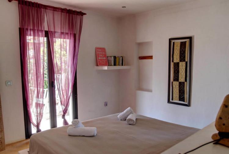 173968b7371844172b774187c7f992ca