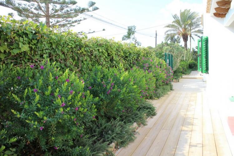 1f52760720a5bc656f17eee23571c2ef