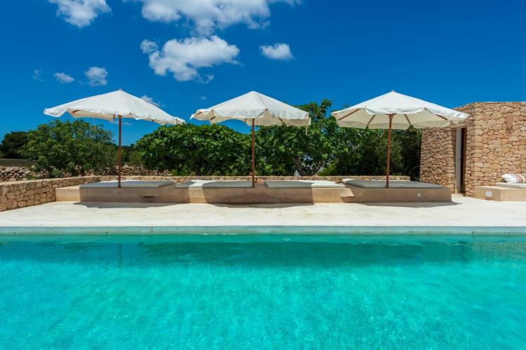 207b29fd46e2b014e1a076168014151b