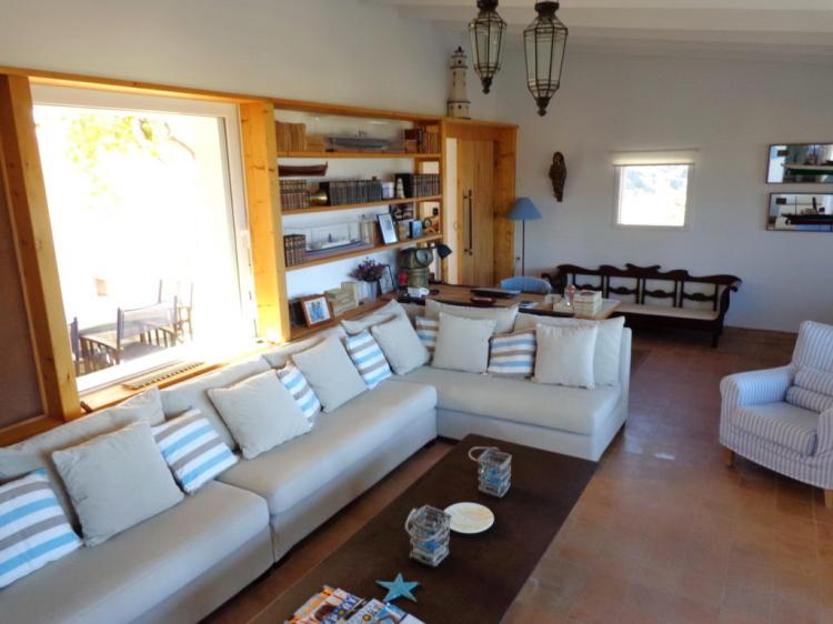 2b1dbe75a0a0eed4481e183e84220f3e