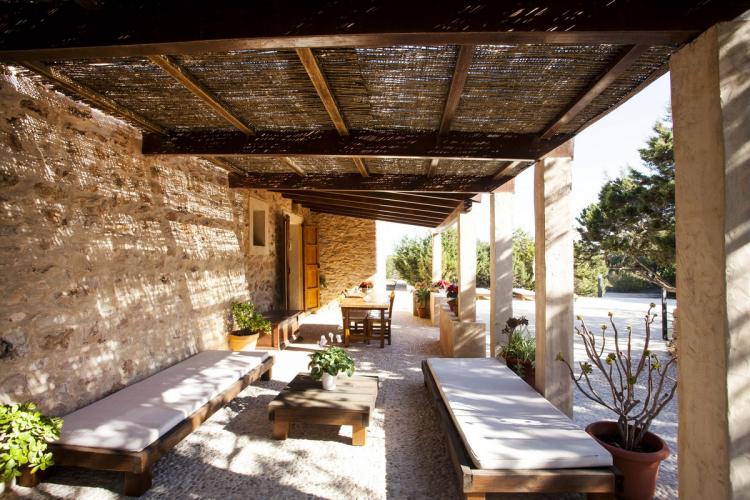 2e75cb0e74e9a7cfc044500af421f1a1