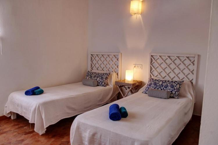 3945e4a7e12fdcd1fcba064a67c8ecbf