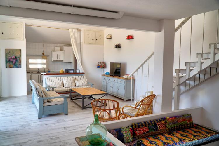 39e1a70576023766d3459ba72357658f