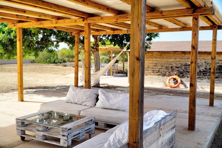 3ef03bafce0eaa54f9b092fa9953e205