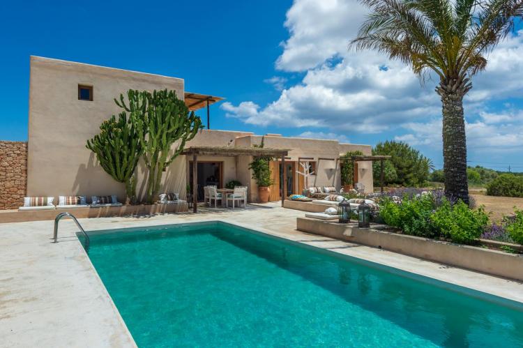 41d7a57e4721b0bef2ac55584b70eb95