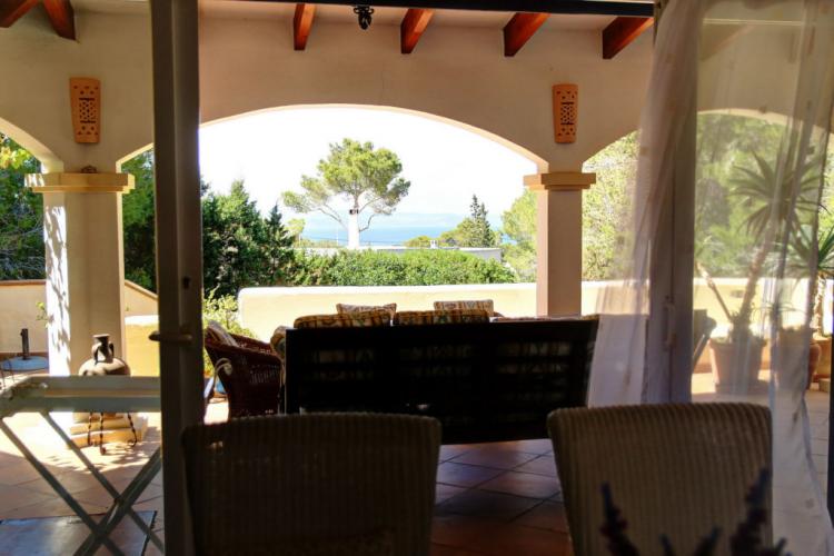 49432aea4de20d9d53be547f5aa590c9