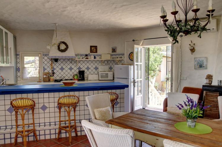 522399c1a268f80c2239268ed172e8fc