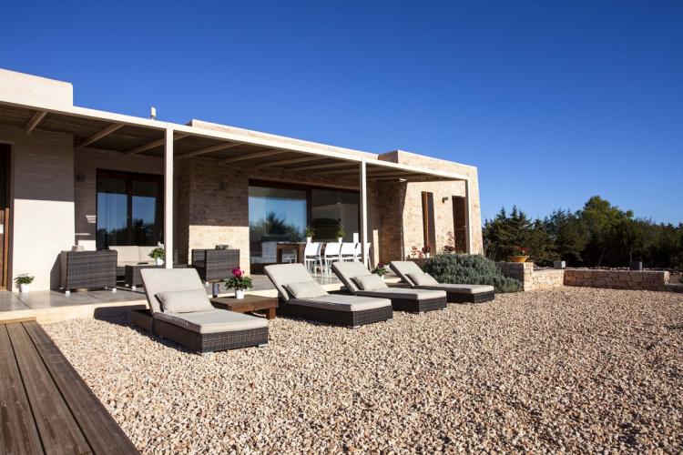 66f65f3860fcf877319450d72d50a949