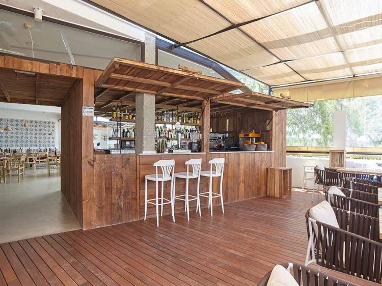 76a2f35a8a694bb6a515f841eb936343