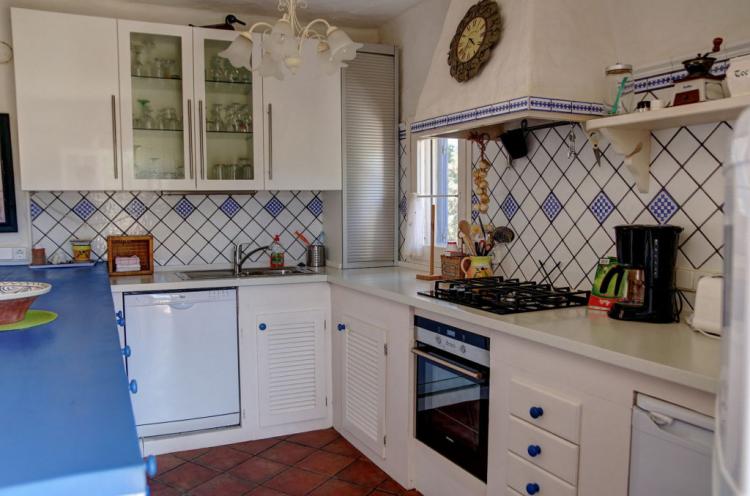 7d205889d89d8988d7fc6b289b3496a9