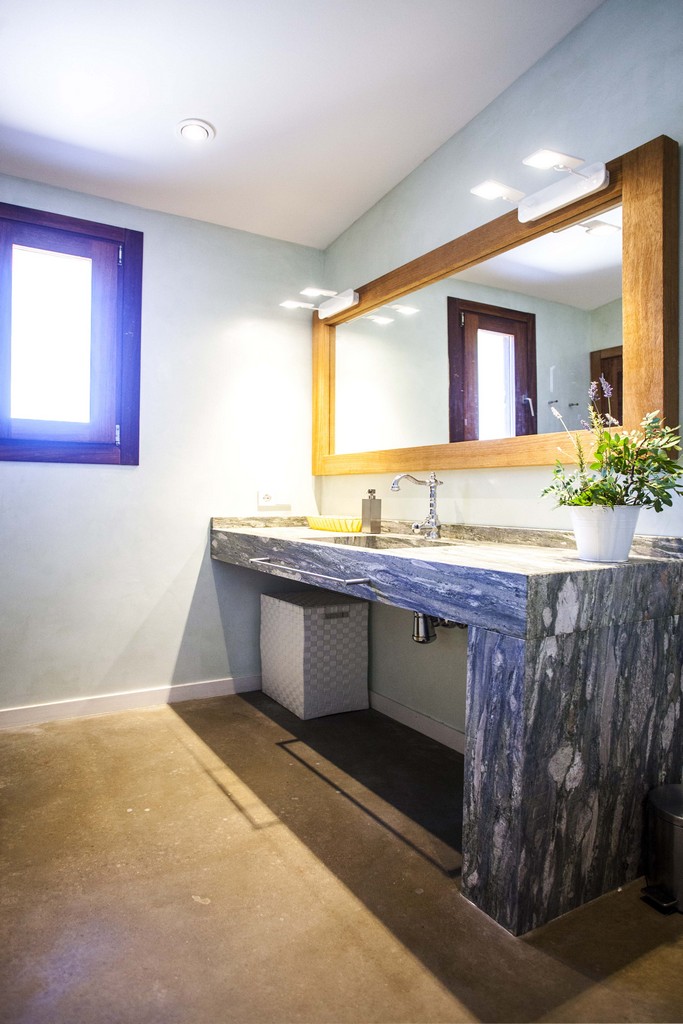 90bfb7ed948d28865987feb38573cd97