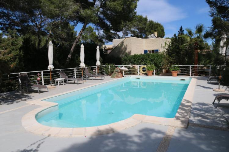 92da8e3665bc225637886aa2dc55efaf