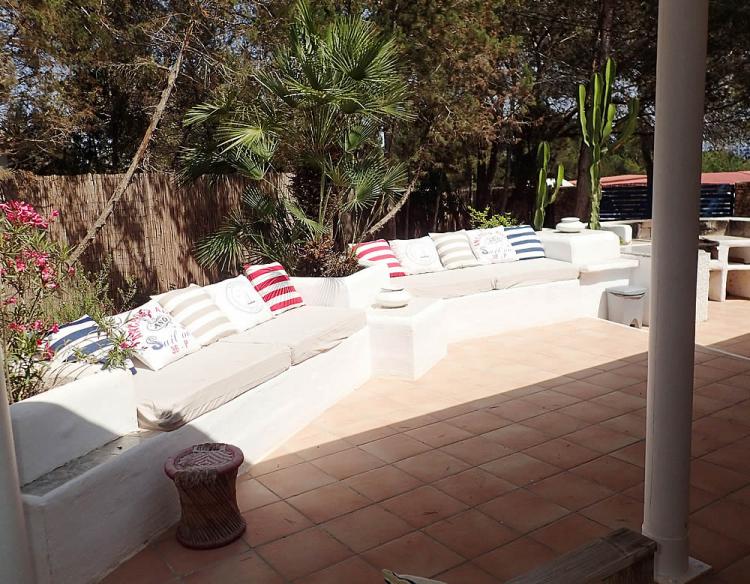 96d5d0581c81e4f3ff69986e9c2f48e0