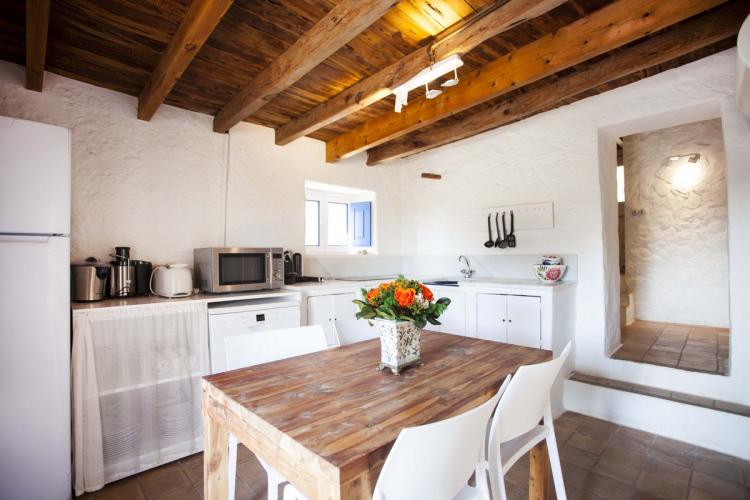 a19eeb325589146d99dad3d155a106a7