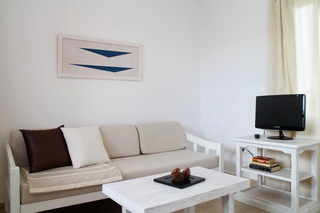 a1d70d3c2c92cd0972c0972a9591a6c3