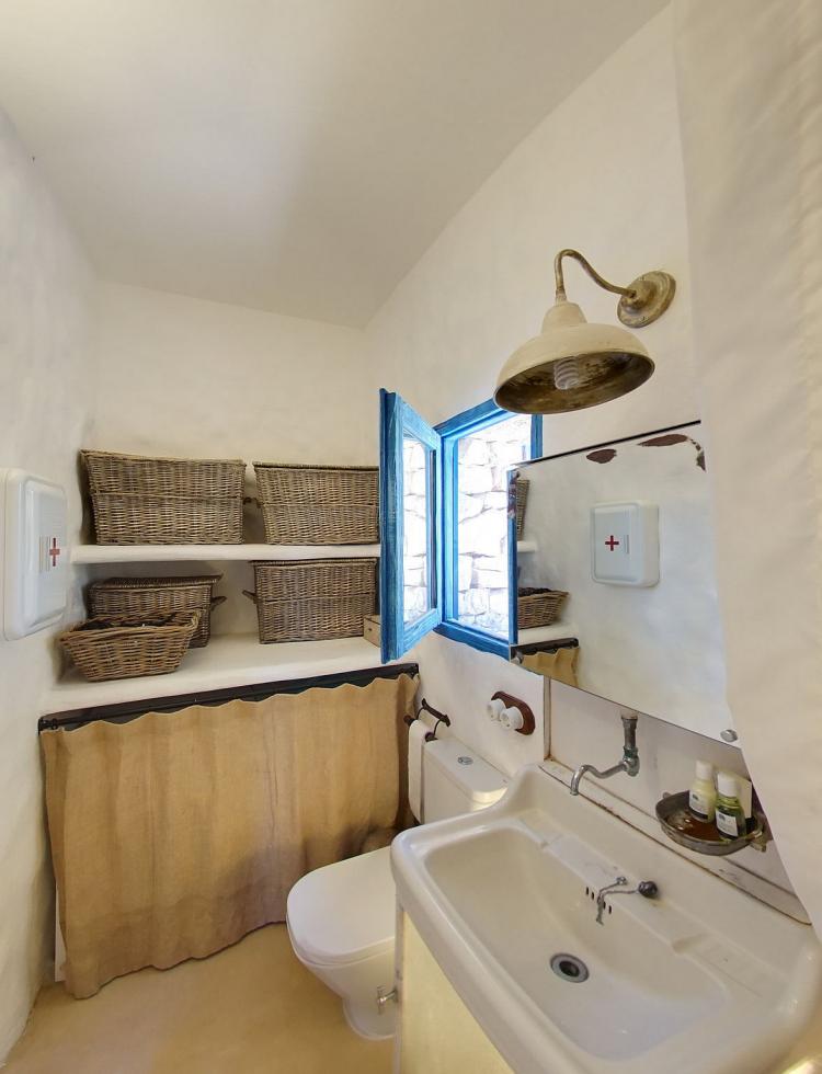 a3c3c4e423c0ecda17c2b24f7b83f085