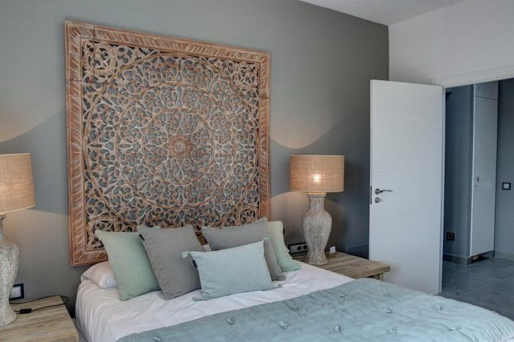 c441f124fe2b4058db5ae3520bd52bdc