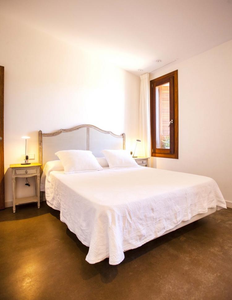 d613147fd9b8a22fd3b69627b766844f